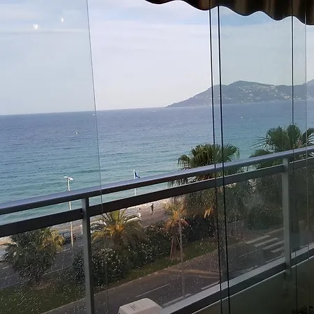 Sea Front Appartement